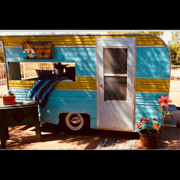 Meet your Posher, Jeri - Picture 1 of 1